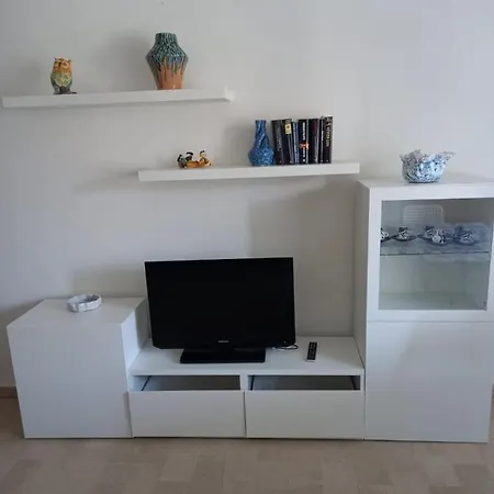 Quadrilocale Nuovissimo Con Parcheggio Privato /four-room, Super New, With Parking *