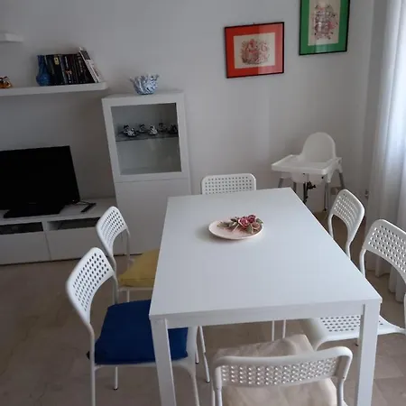 Carla House צ'לה ליגורה