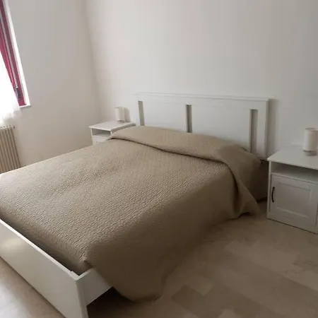 Διαμέρισμα Carla House *