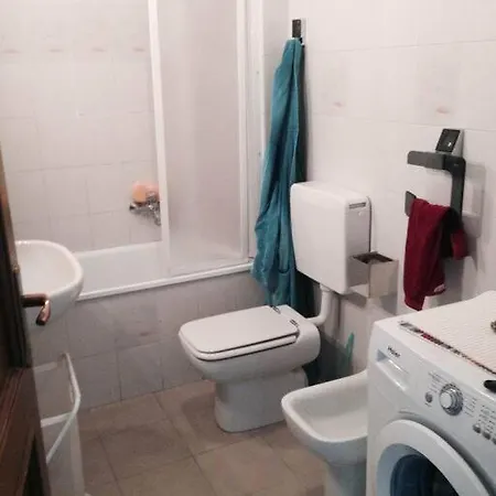 Quadrilocale Nuovissimo Con Parcheggio Privato /four-room, Super New, With Parking Appartamento