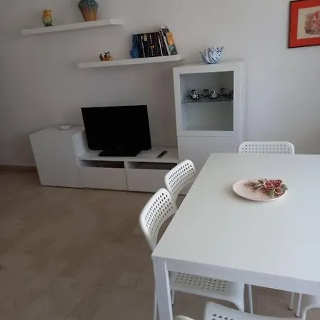 Quadrilocale Nuovissimo Con Parcheggio Privato /four-room, Super New, With Parking *